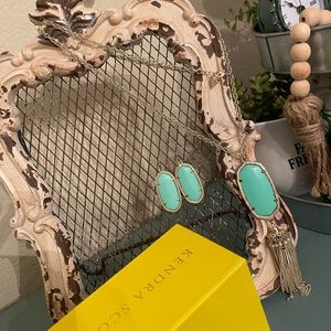 Kendra Scott Jewelry - Mint green Kendra Scott earrings & necklace set Kendra Scott Jewelry - Mint green Kendra Scott earrings & necklace set